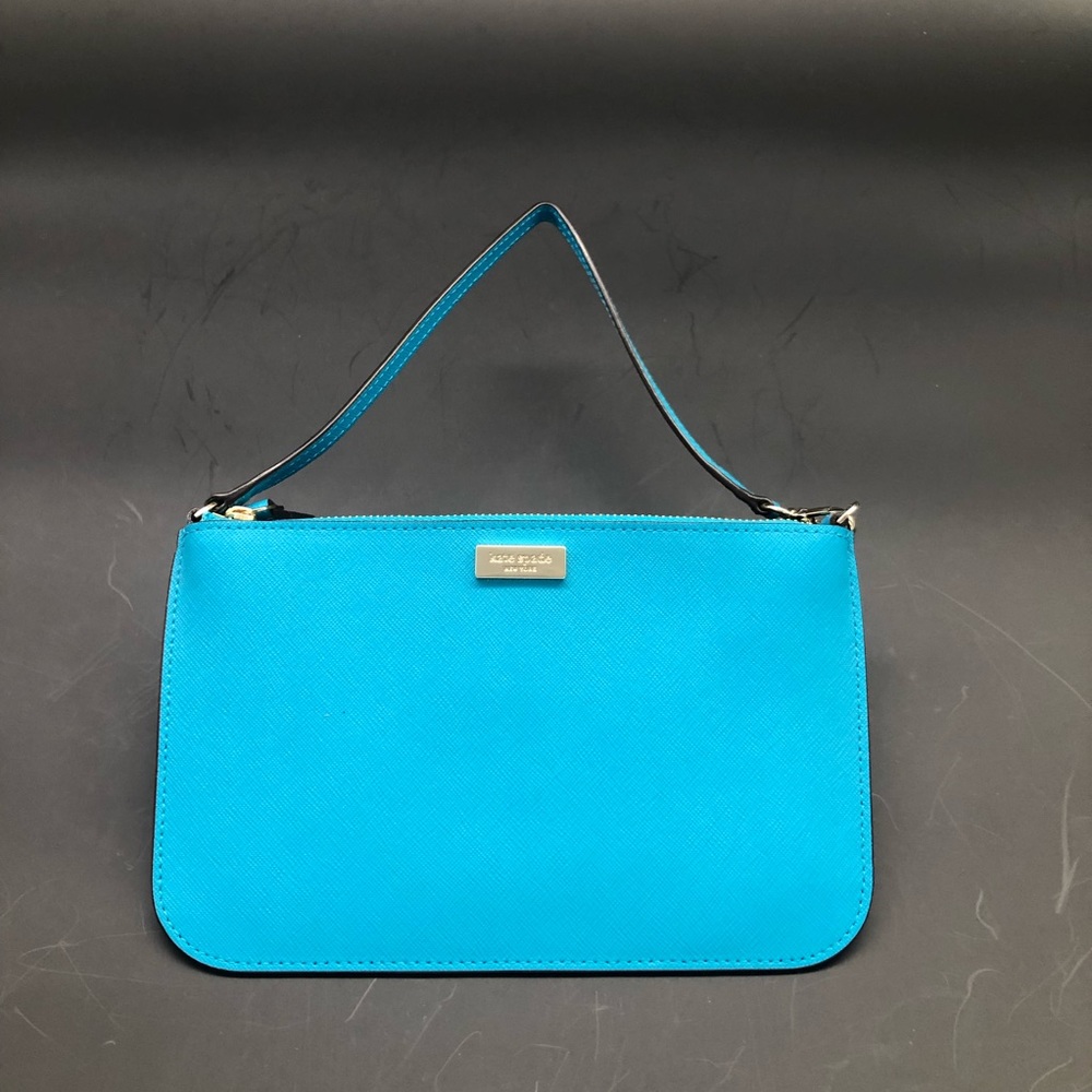 New without tags Kate Spade Turquoise wristlet